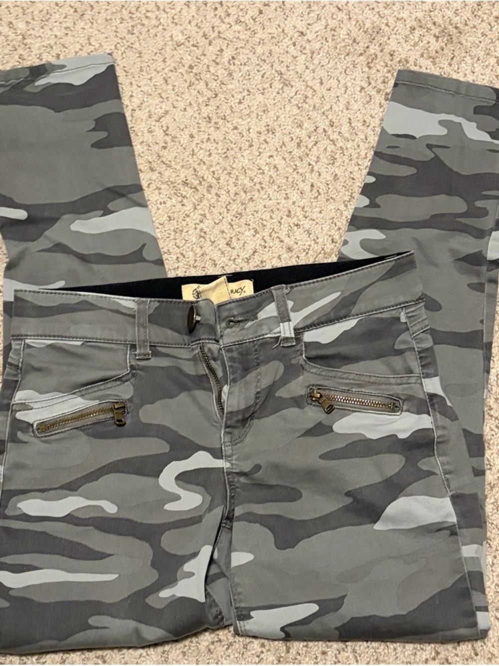 Democracy Gray Camo Skinny Pants with Elastic Waistband